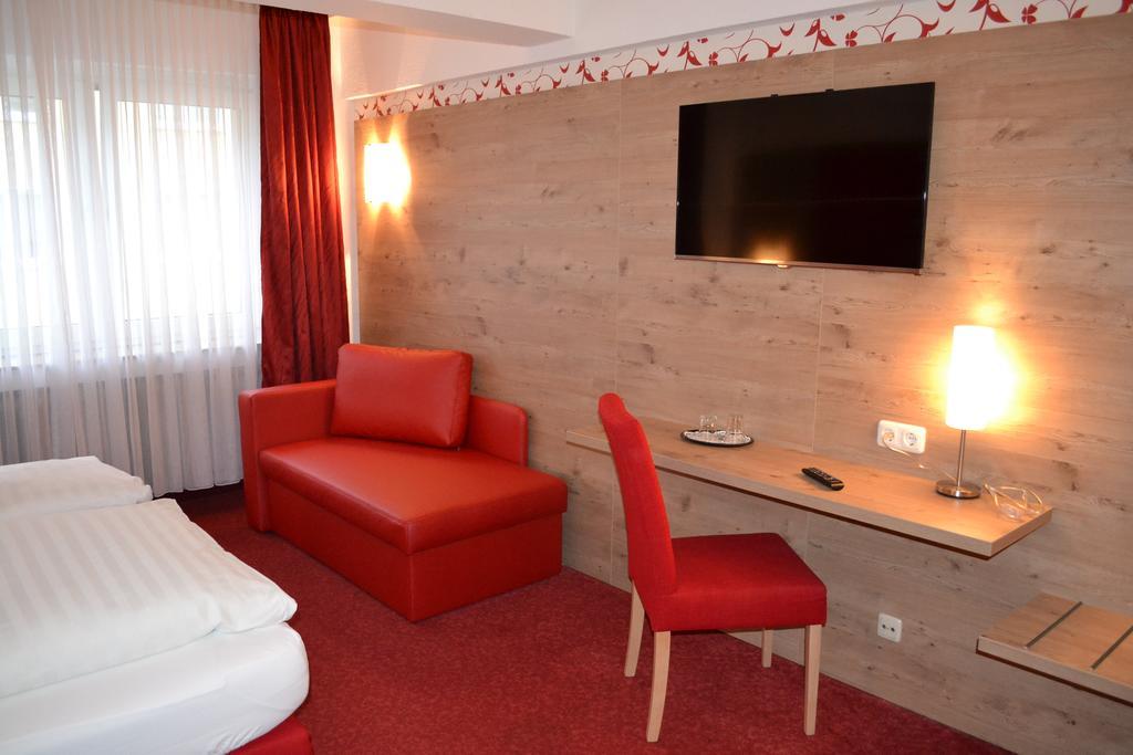 Hotel Minerva Garni Düsseldorf Extérieur photo