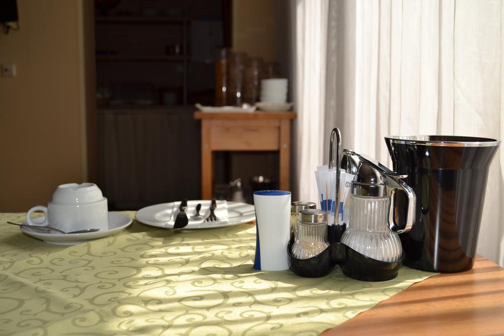 Hotel Minerva Garni Düsseldorf Extérieur photo