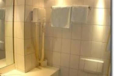 Hotel Minerva Garni Düsseldorf Extérieur photo